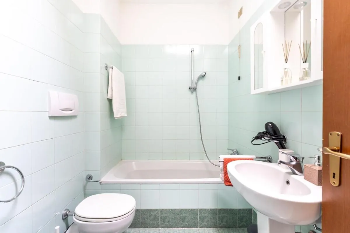 Suite Con Bagno Privato Con Wifi A 200M Dalla Metro Milano İtalya