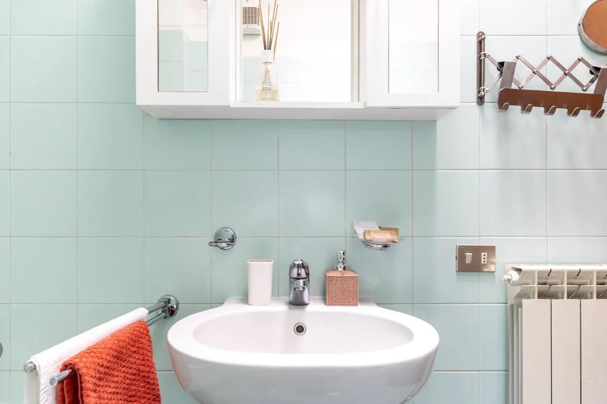 Suite Con Bagno Privato Con Wifi A 200M Dalla Metro Milano Daire