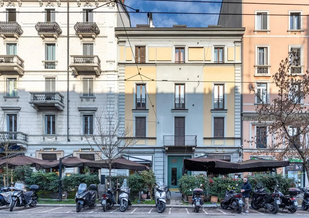 Apartamento Suite Con Bagno Privato Con Wifi A 200M Dalla Metro Milão